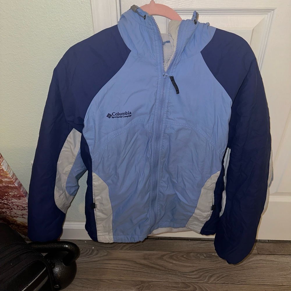 Women’s large Columbia jacket